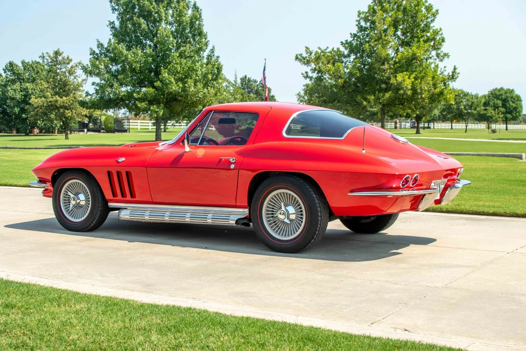 1966 Chevrolet Corvette C2 - Image 13 of 31