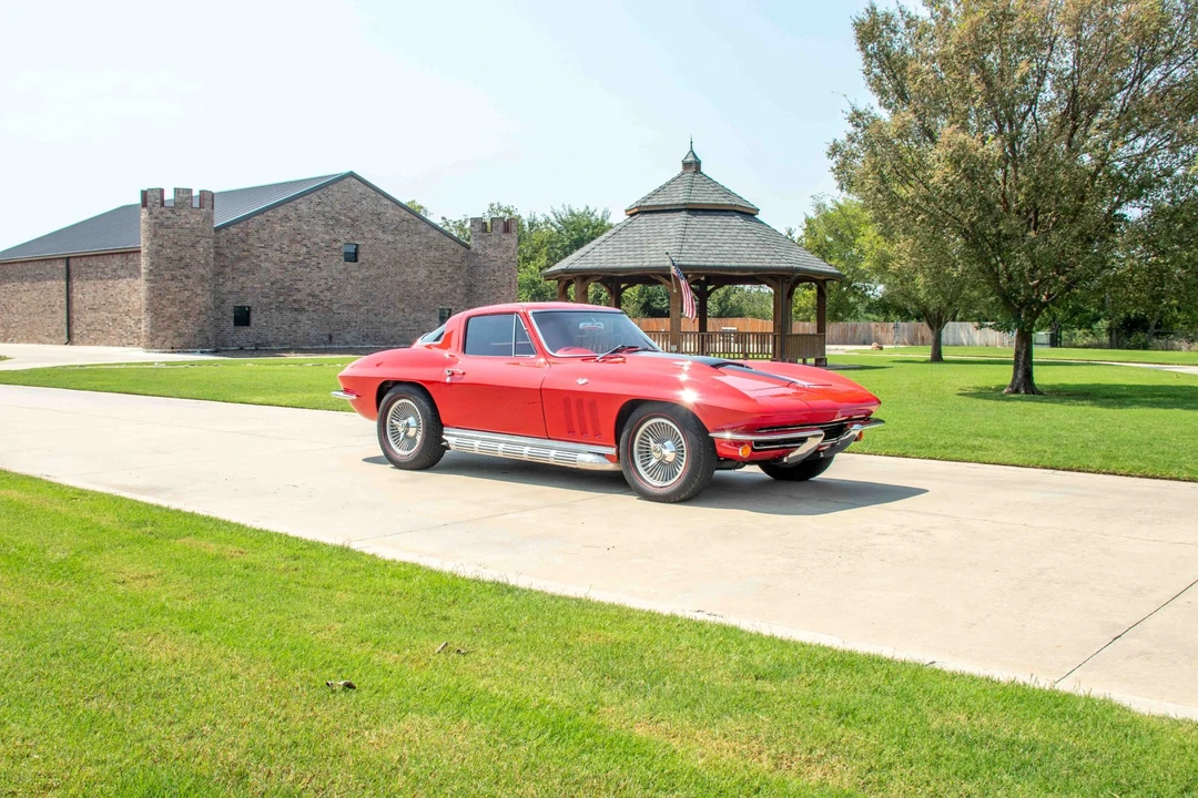1966 Chevrolet Corvette C2 - Image 4 of 31