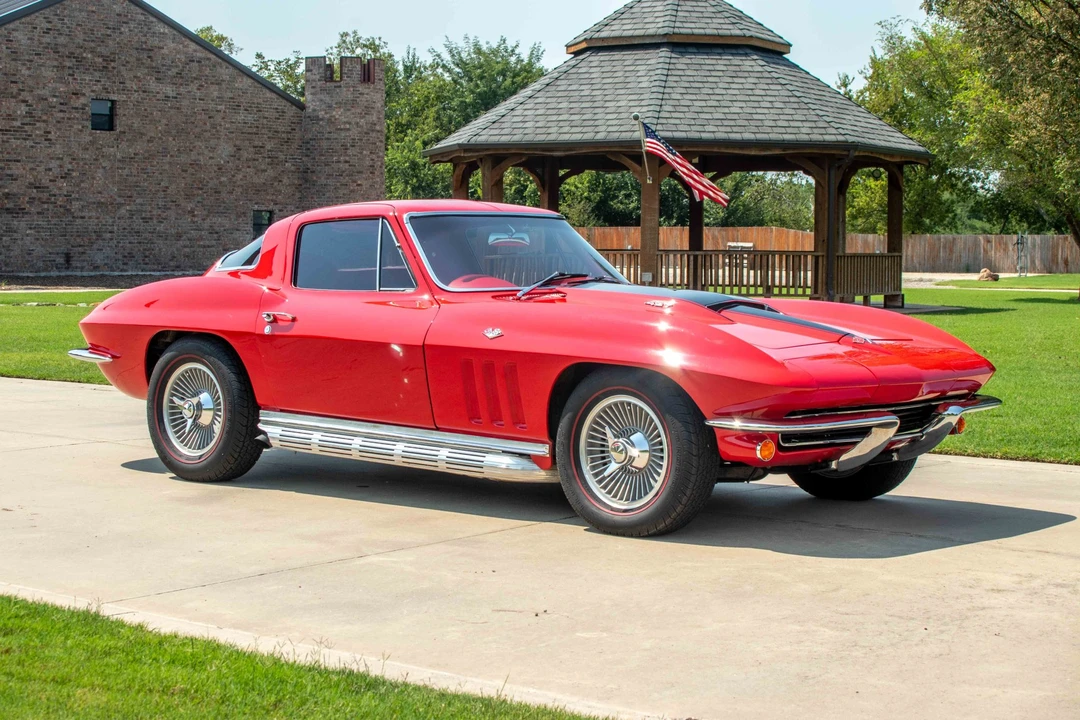 1966 Chevrolet Corvette C2 - Image 3 of 31