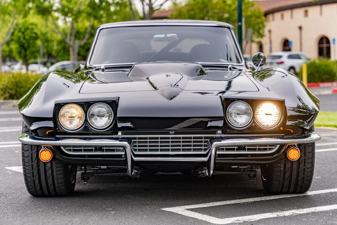 1966 Chevrolet Corvette C2 - Image 11 of 31
