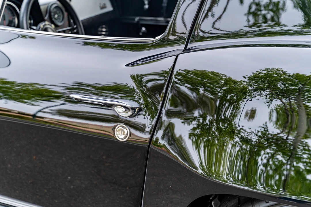1966 Chevrolet Corvette C2 - Image 28 of 31