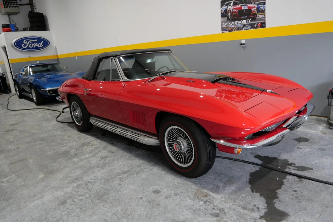 1967 Chevrolet Corvette C2 - Image 28 of 31
