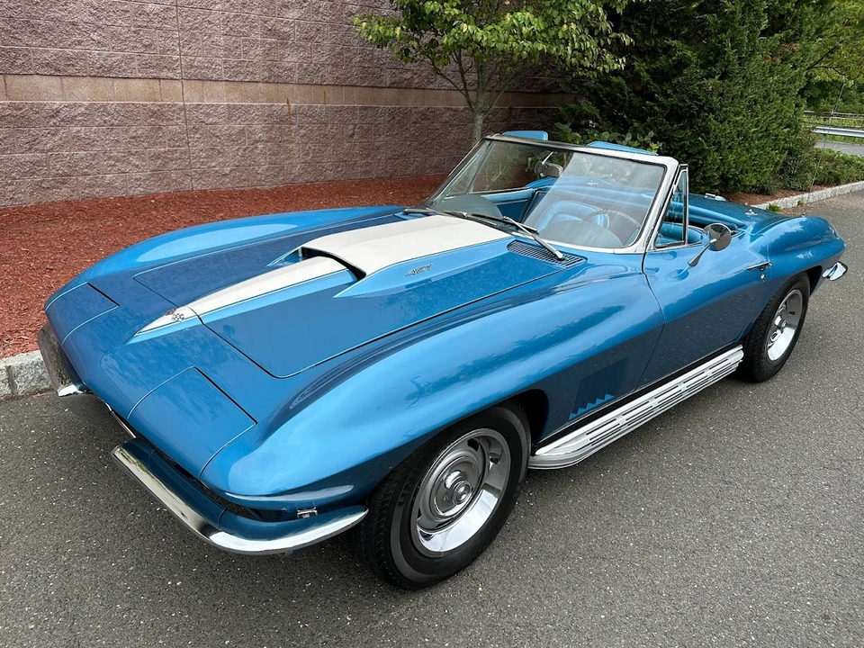 1967 Chevrolet Corvette C2 - Image 23 of 31