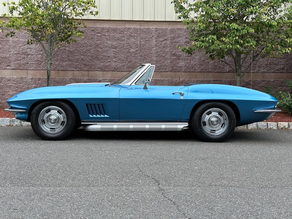 1967 Chevrolet Corvette C2 - Image 13 of 31