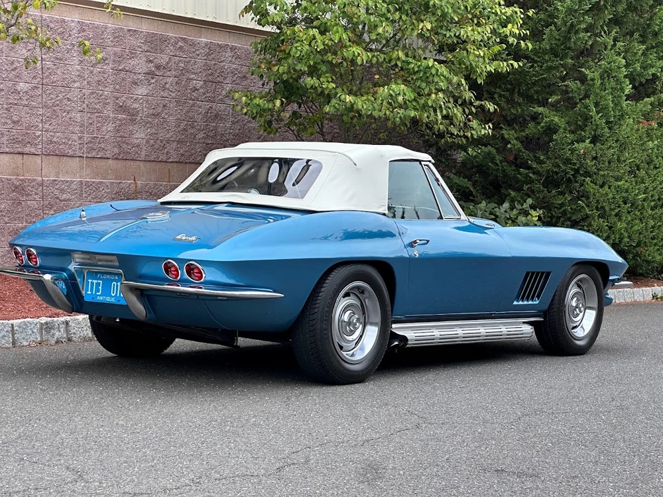 1967 Chevrolet Corvette C2 - Image 17 of 31