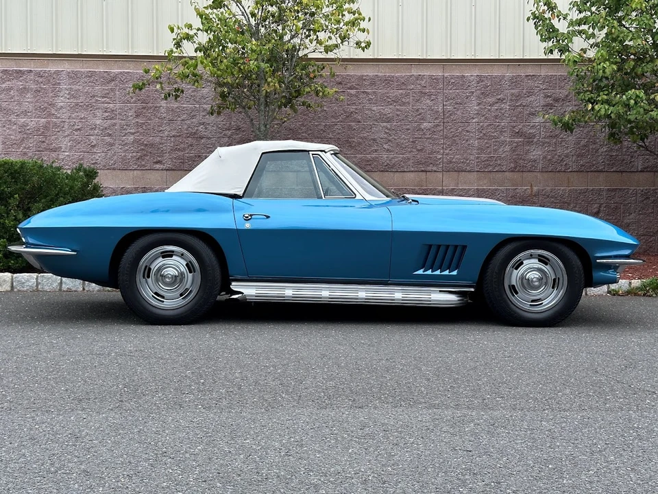 1967 Chevrolet Corvette C2 - Image 16 of 31
