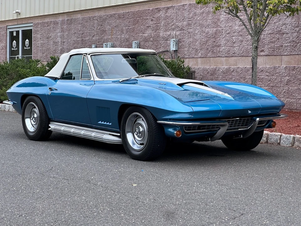 1967 Chevrolet Corvette C2 - Image 14 of 31