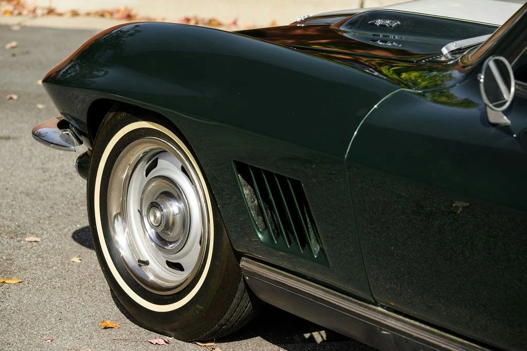 1967 Chevrolet Corvette C2 427 - Image 10 of 31