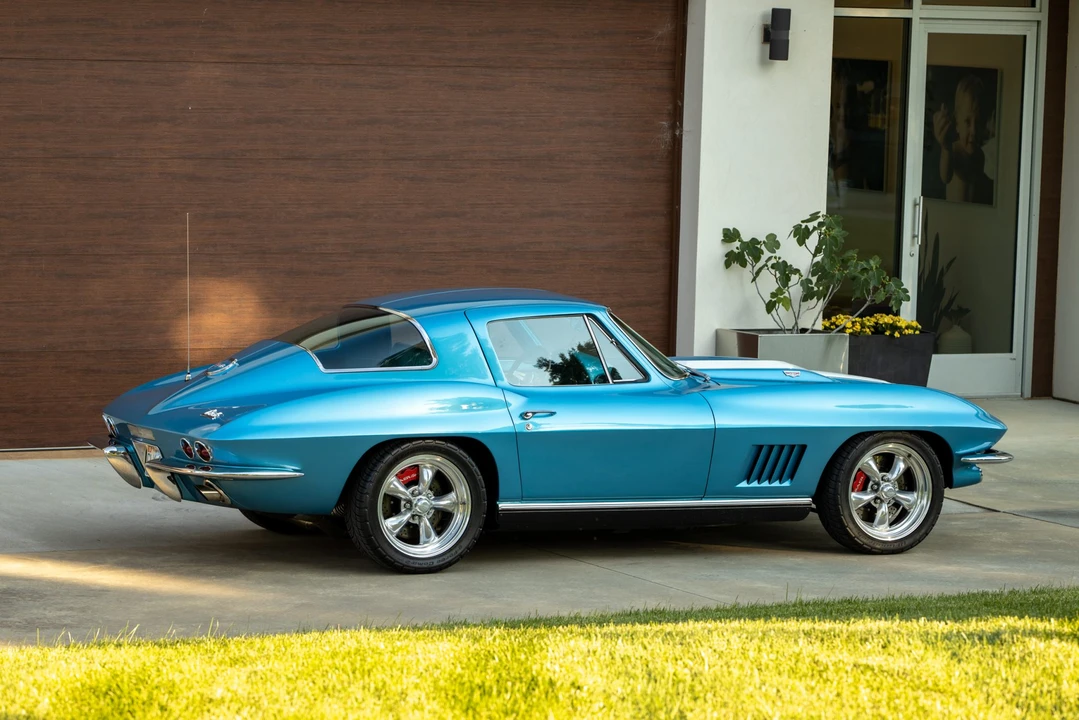 1967 Chevrolet Corvette C2 - Image 28 of 31