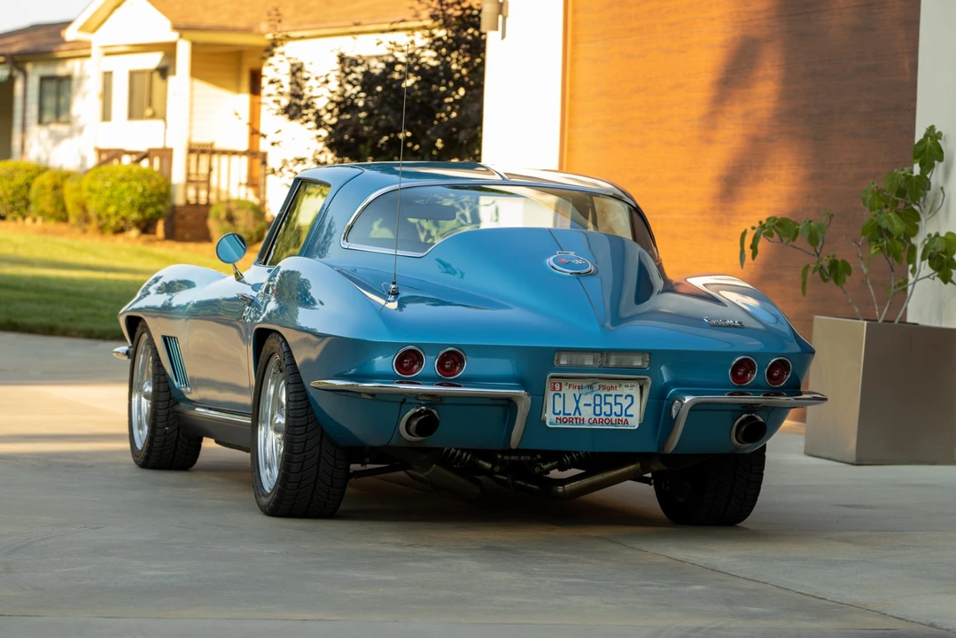 1967 Chevrolet Corvette C2 - Image 16 of 31