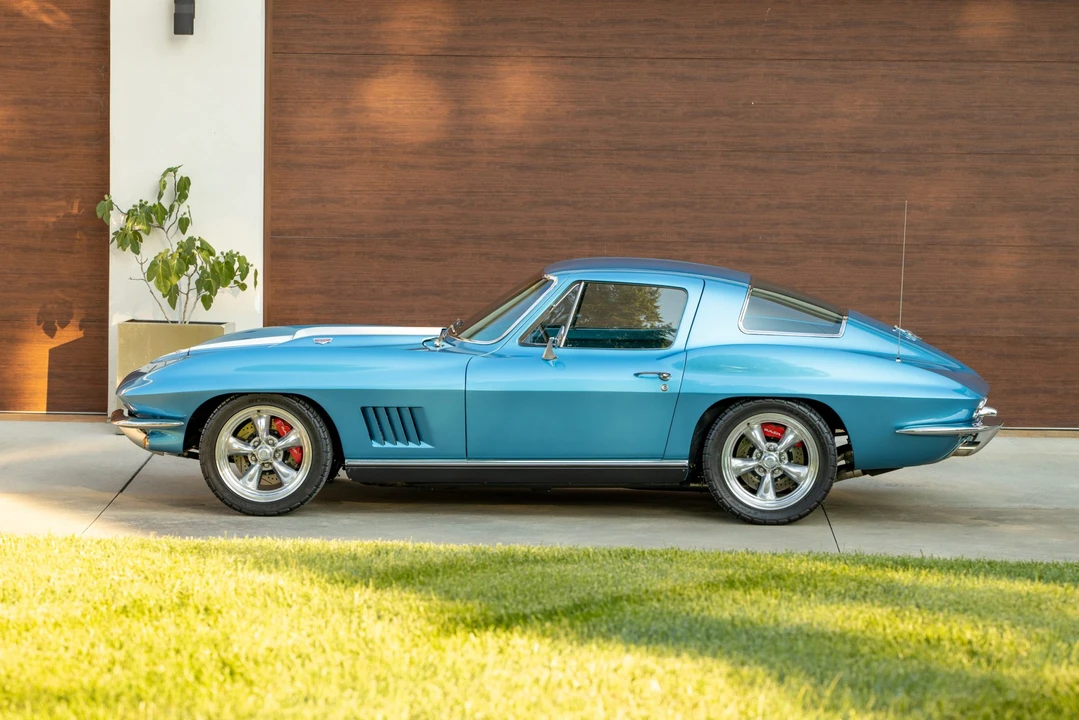 1967 Chevrolet Corvette C2 - Image 10 of 31
