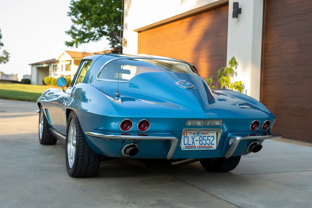 1967 Chevrolet Corvette C2 - Image 15 of 31