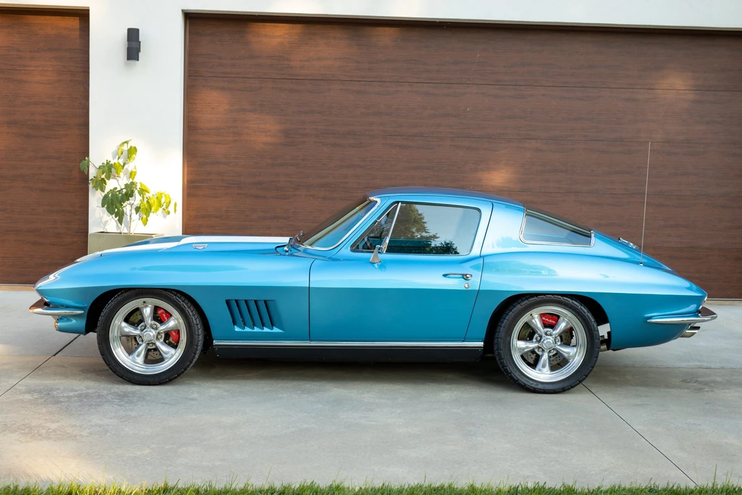 1967 Chevrolet Corvette C2 - Image 8 of 31