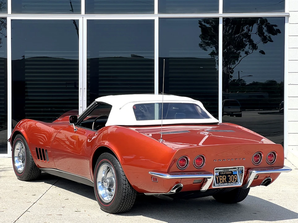 1968 Chevrolet Corvette C3 - Image 11 of 31