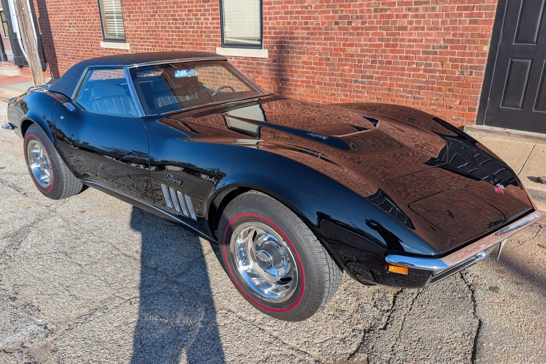 1969 Chevrolet Corvette C3 - Image 1 of 31