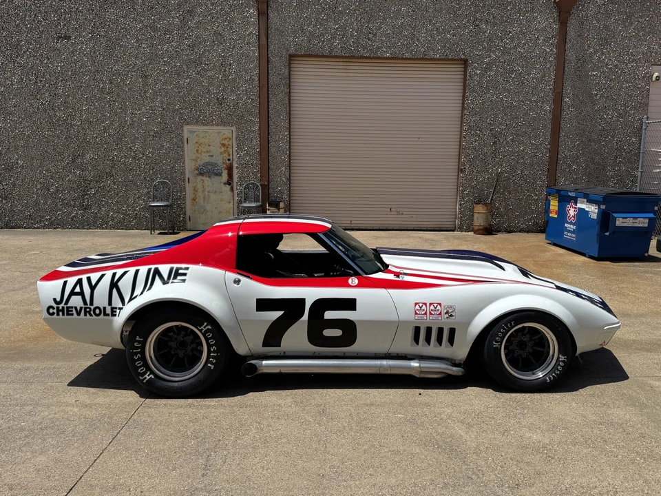 1969 Chevrolet Corvette C3 - Image 5 of 31