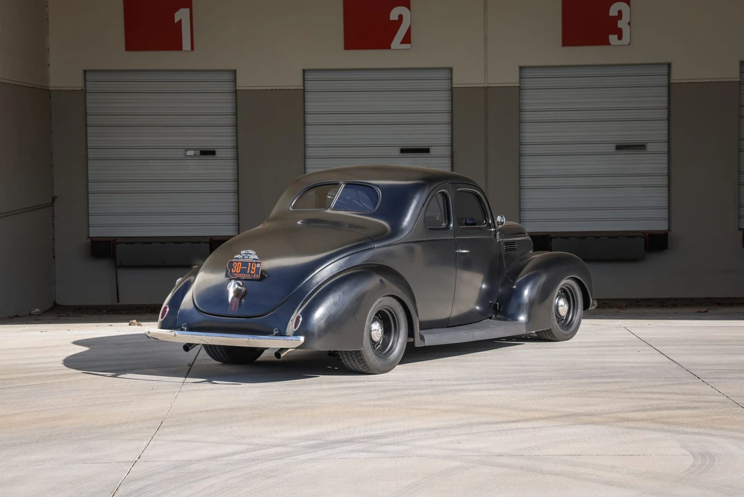Ford Hot Rod - Image 15 of 31