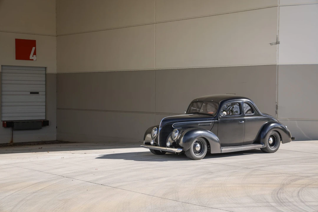 Ford Hot Rod - Image 2 of 31