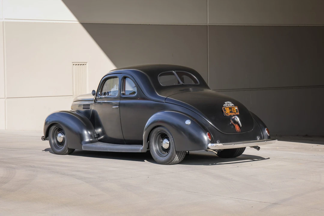 Ford Hot Rod - Image 20 of 31