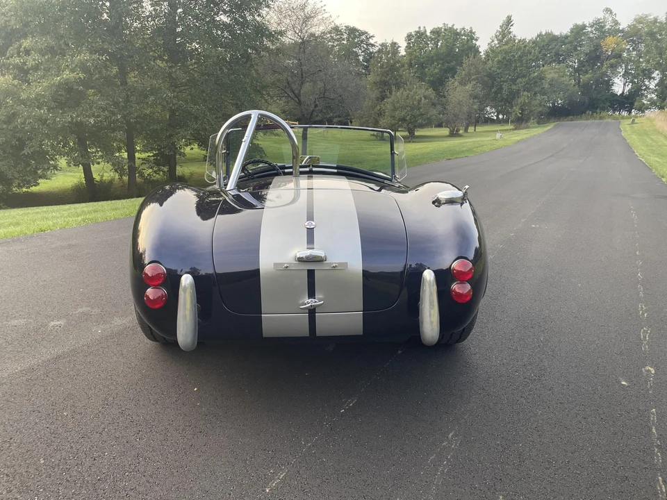 Shelby Cobra Replica - Image 10 of 31