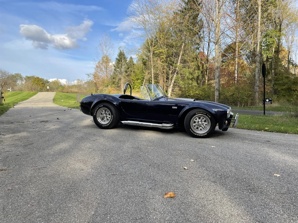 Shelby Cobra Replica - Image 6 of 31
