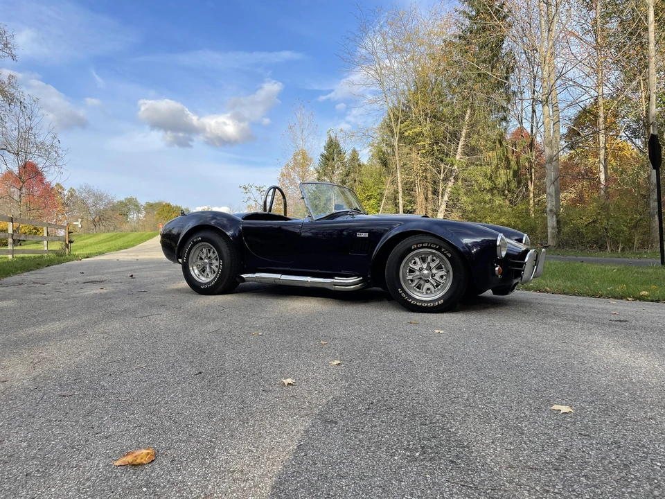 Shelby Cobra Replica - Image 5 of 31