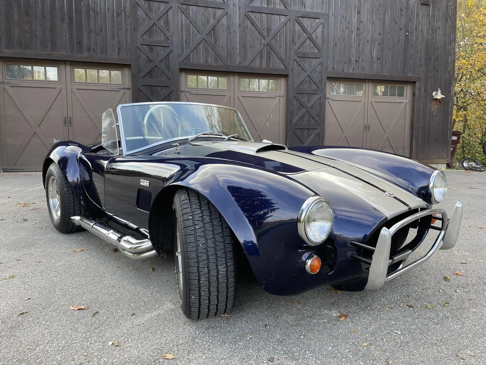 Shelby Cobra Replica - Image 3 of 31