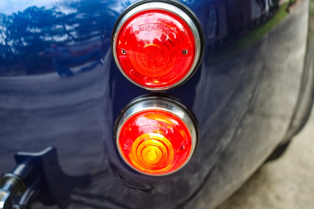 Shelby Cobra Replica - Image 15 of 31