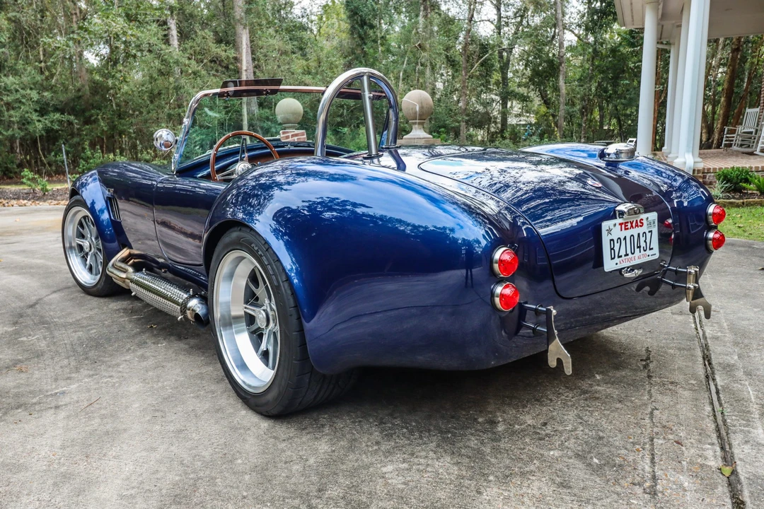 Shelby Cobra Replica - Image 4 of 31