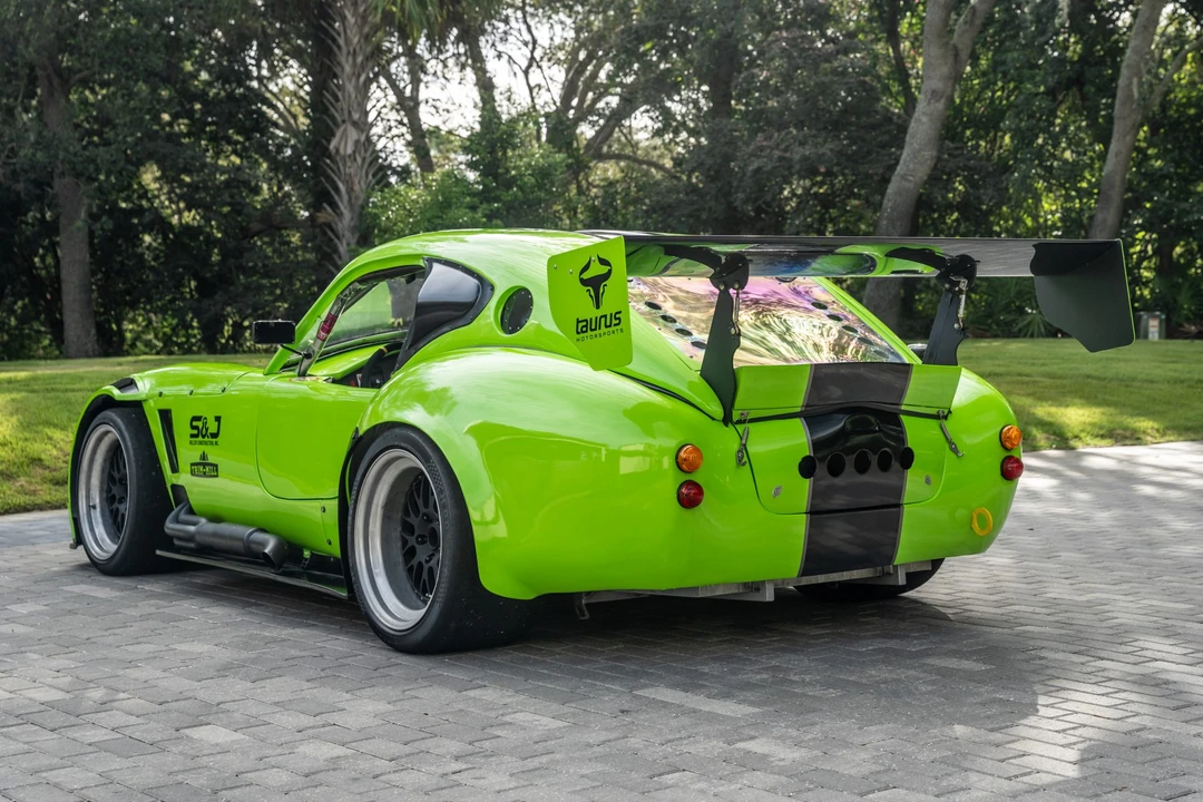 Shelby Cobra Replica - Image 8 of 31
