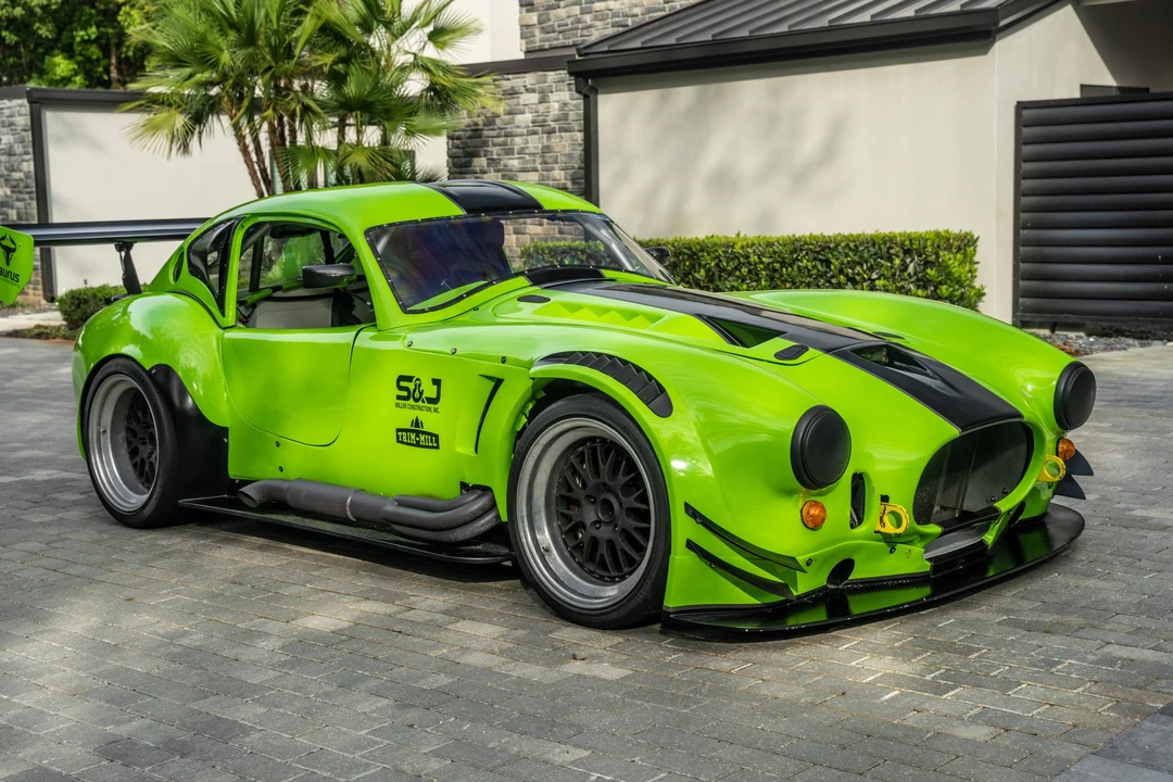 Shelby Cobra Replica - Image 4 of 31