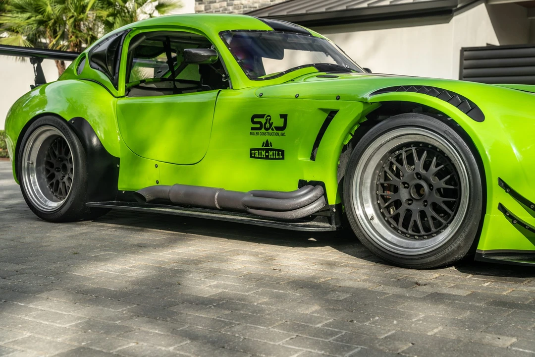 Shelby Cobra Replica - Image 10 of 31