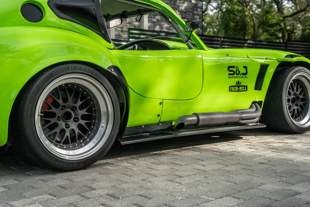 Shelby Cobra Replica - Image 11 of 31
