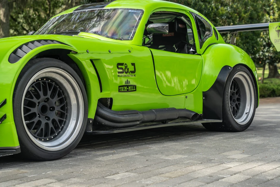 Shelby Cobra Replica - Image 13 of 31