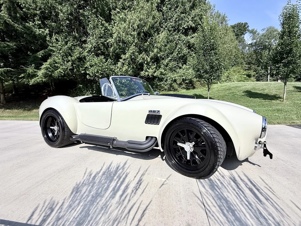 Shelby Cobra Replica - Image 15 of 31