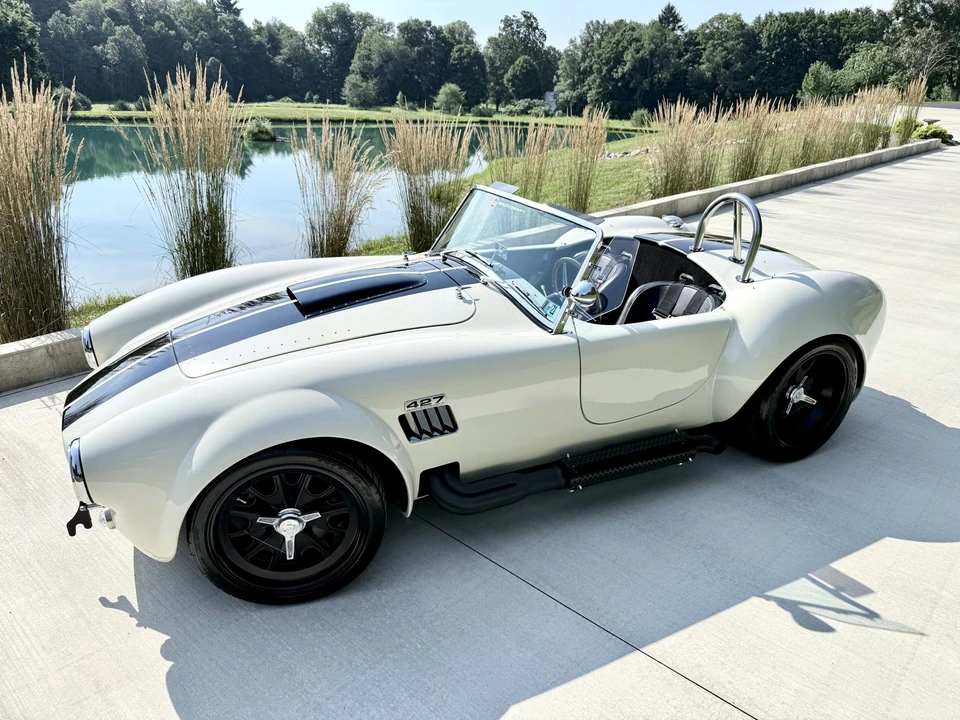 Shelby Cobra Replica - Image 3 of 31