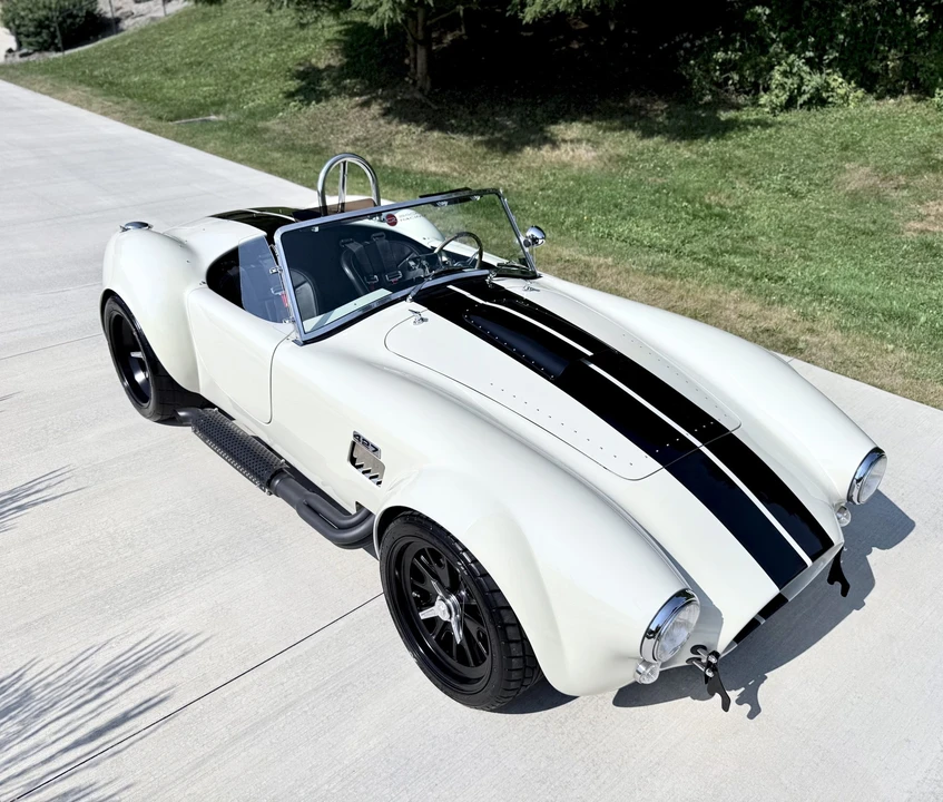 Shelby Cobra Replica - Image 18 of 31
