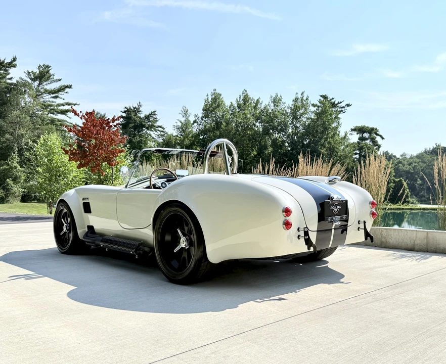 Shelby Cobra Replica - Image 9 of 31