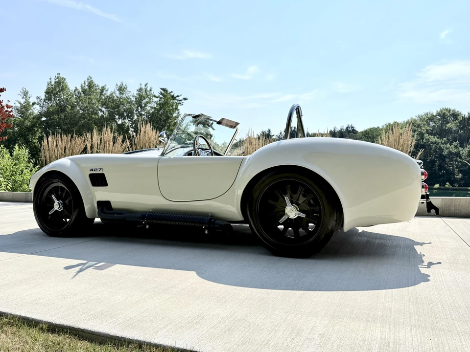 Shelby Cobra Replica - Image 5 of 31
