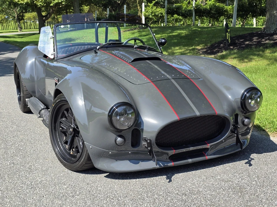 Shelby Cobra Replica - Image 14 of 31