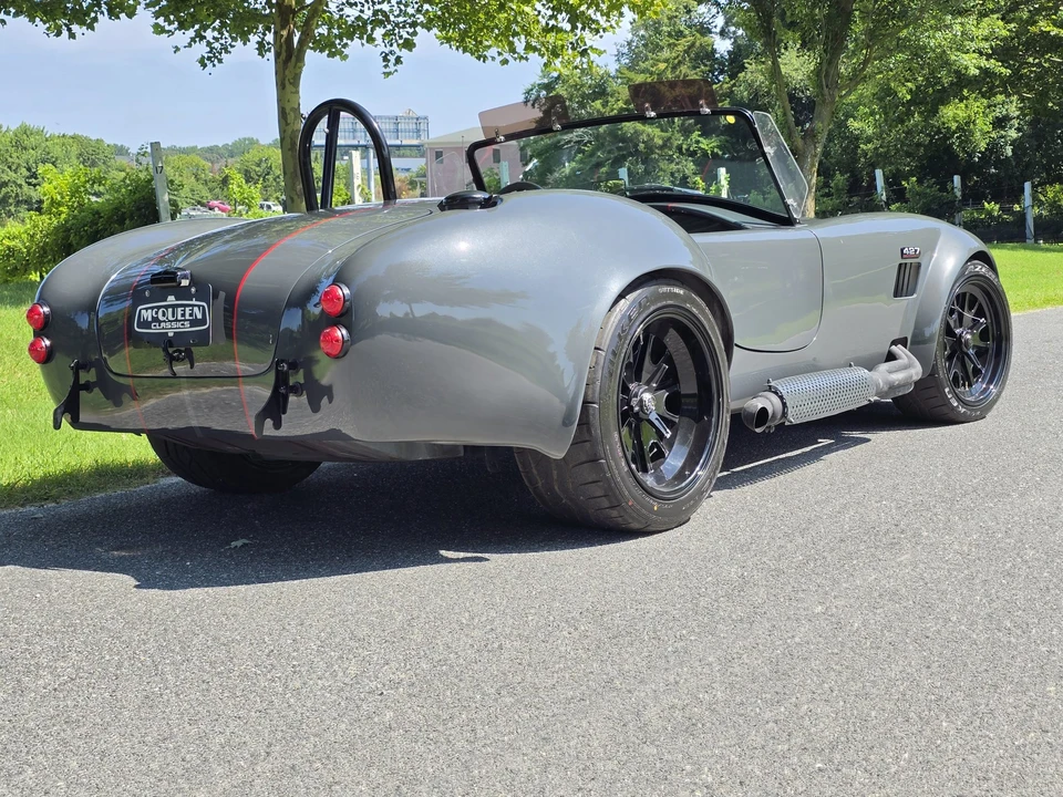 Shelby Cobra Replica - Image 27 of 31