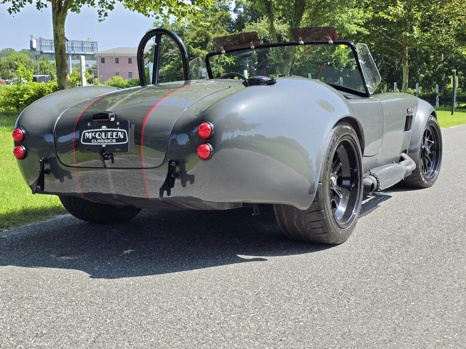Shelby Cobra Replica - Image 28 of 31