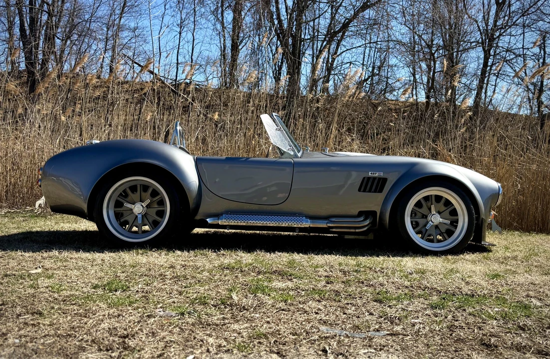 Shelby Cobra Replica - Image 11 of 31