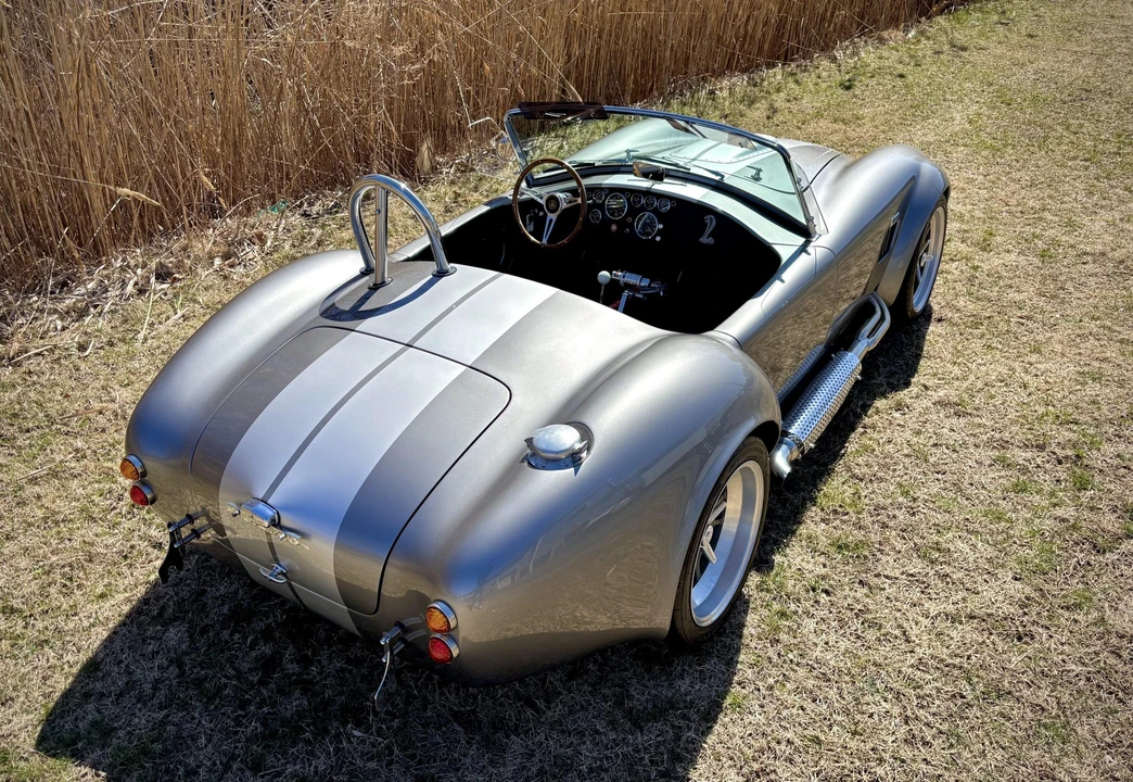 Shelby Cobra Replica - Image 13 of 31