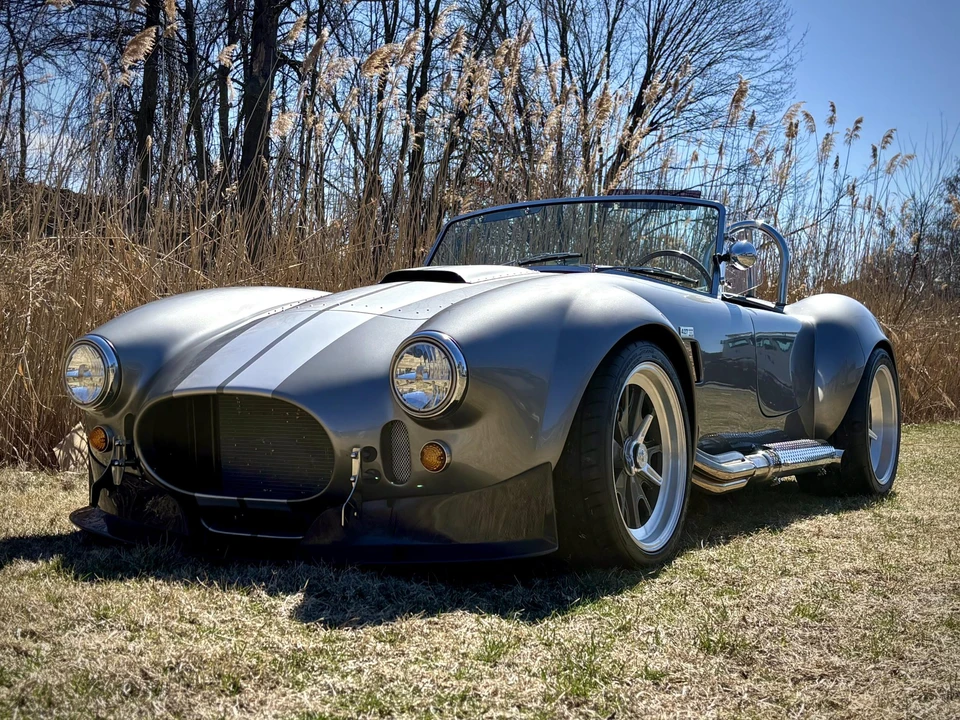 Shelby Cobra Replica - Image 3 of 31