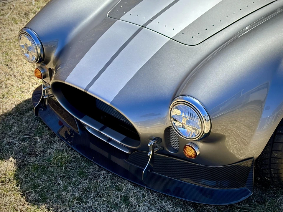 Shelby Cobra Replica - Image 28 of 31