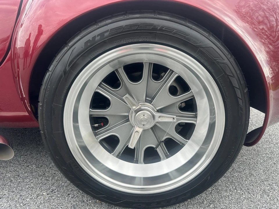 Shelby Cobra Replica - Image 21 of 31