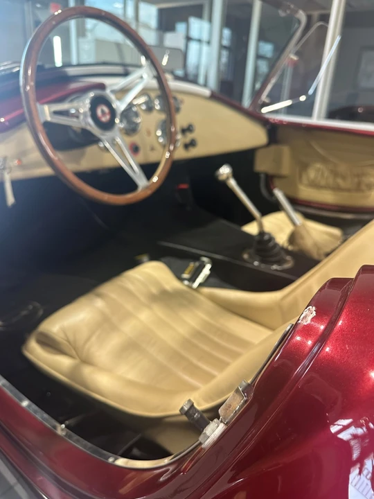 Shelby Cobra Replica - Image 26 of 31
