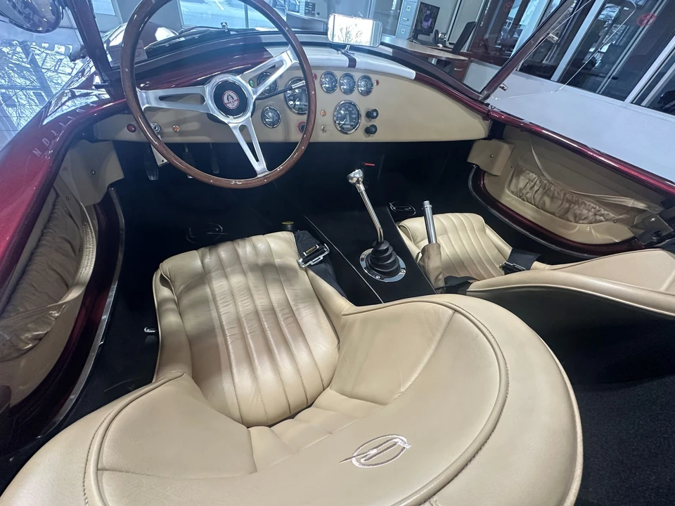 Shelby Cobra Replica - Image 27 of 31