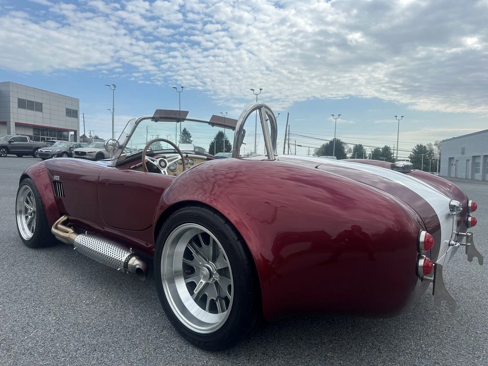 Shelby Cobra Replica - Image 4 of 31